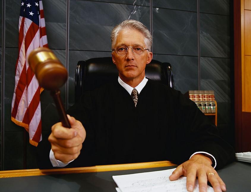 从中西文明冲突角度透视法律移植--反思近代法