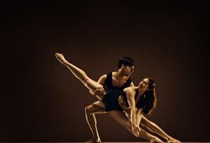 对舞蹈研究与研究方法的思考--从撰写《中国原