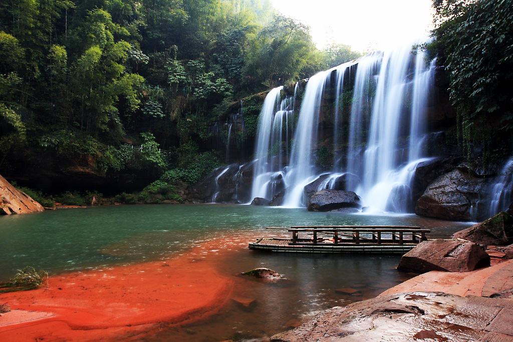 壁纸 风景 旅游 瀑布 山水 桌面 1024_683图片