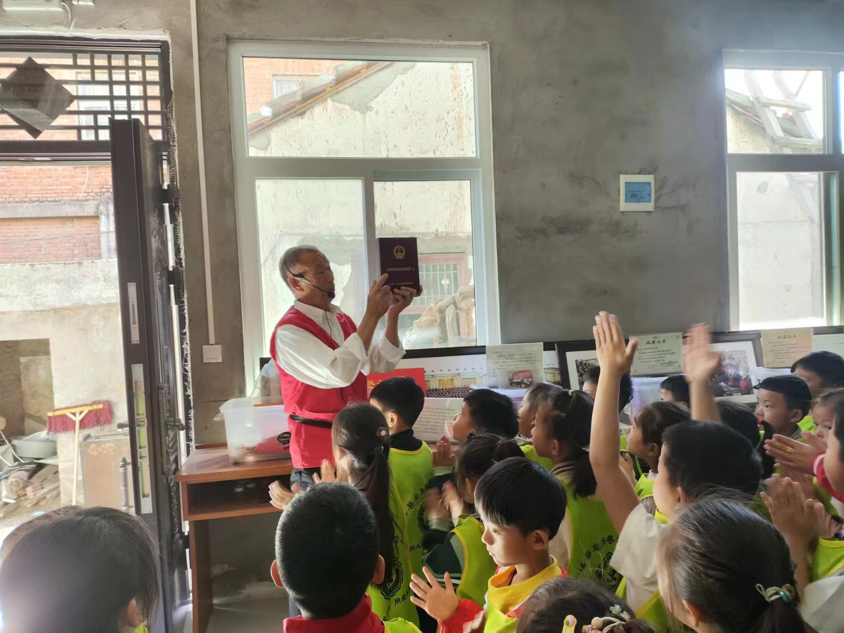 2e15cdba3c42071623293e412630940