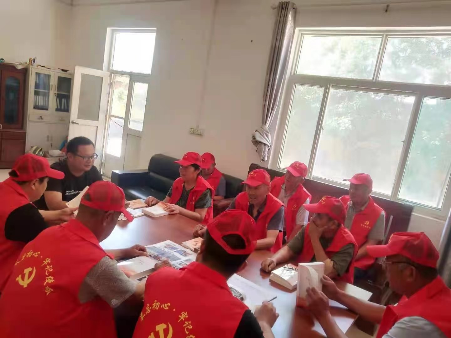 后何仲11 后何仲11.jpg