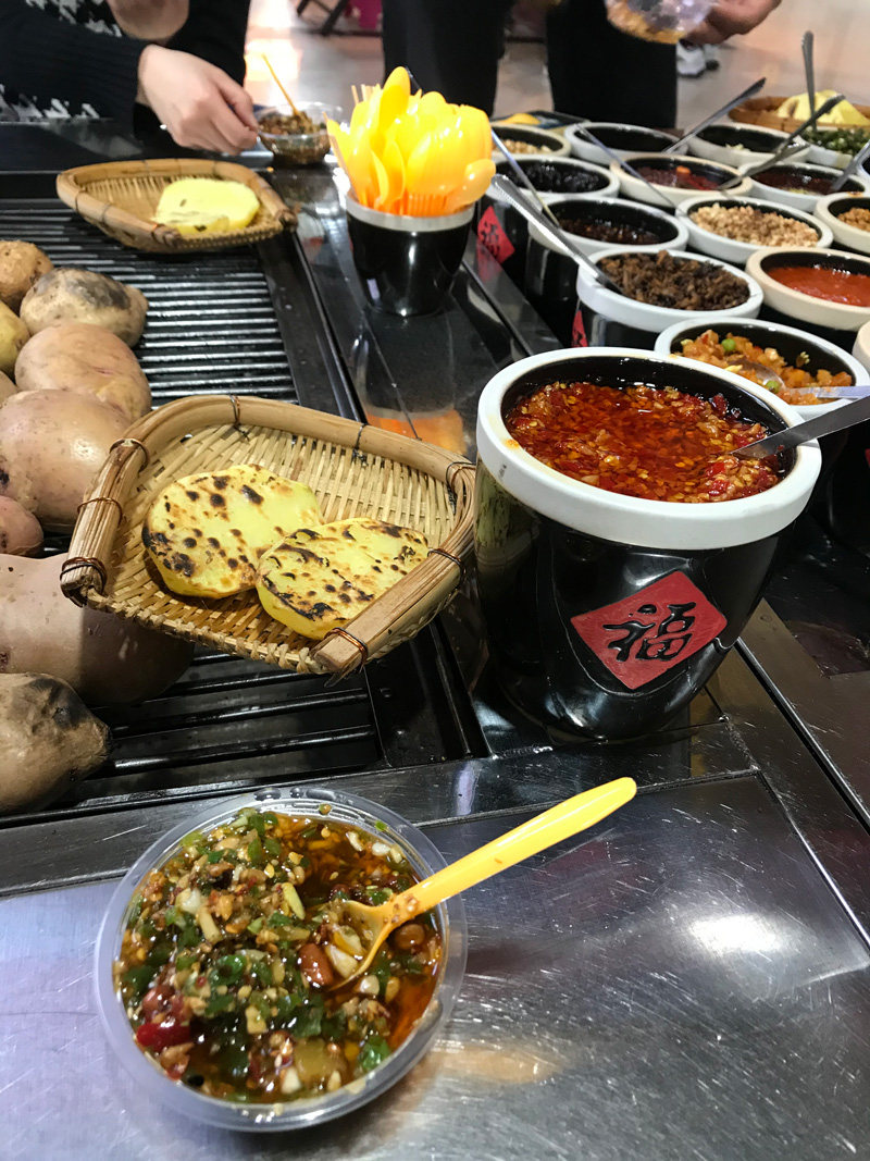 特色烧洋芋 特色烧洋芋.jpg