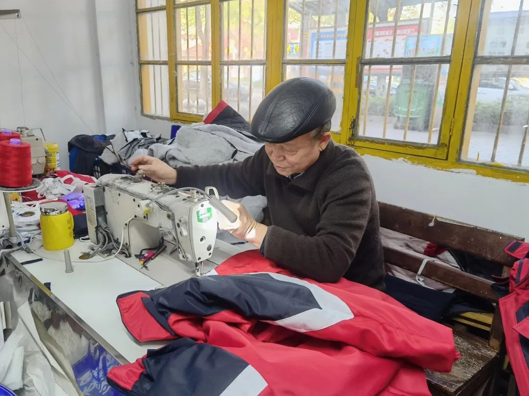 1 1.jpg?v=1765880523269