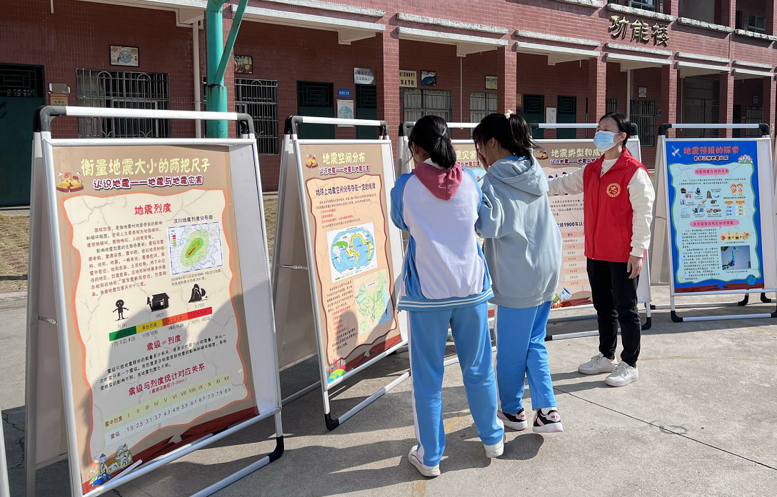 1639125572(1) 1639125572(1)