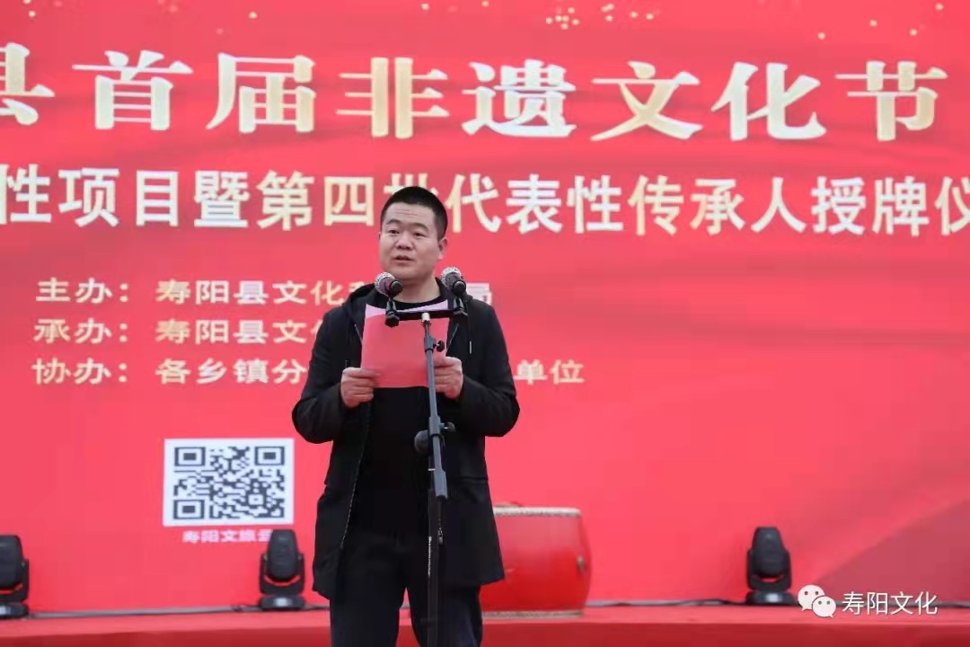 2dcc5f27649c6b34a54a15d5e70ea69