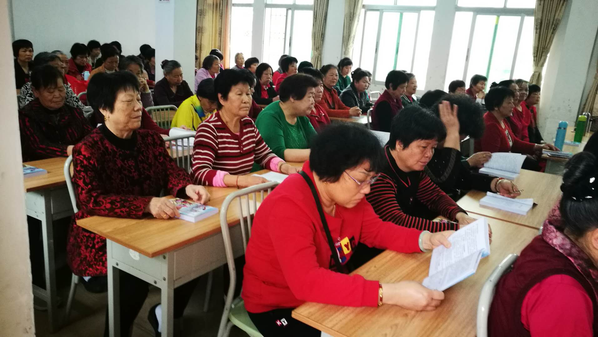 关爱老年人健康”知识讲座 关爱老年人健康”知识讲座.jpg?v=1765843122602