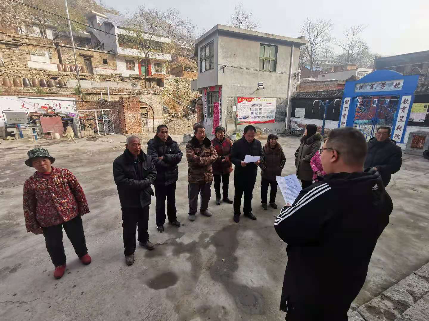 c2d097f34ec799e43210f968225d931