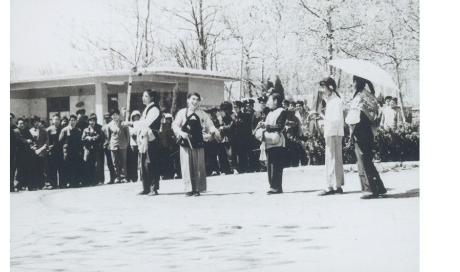 老一代艺人演出照