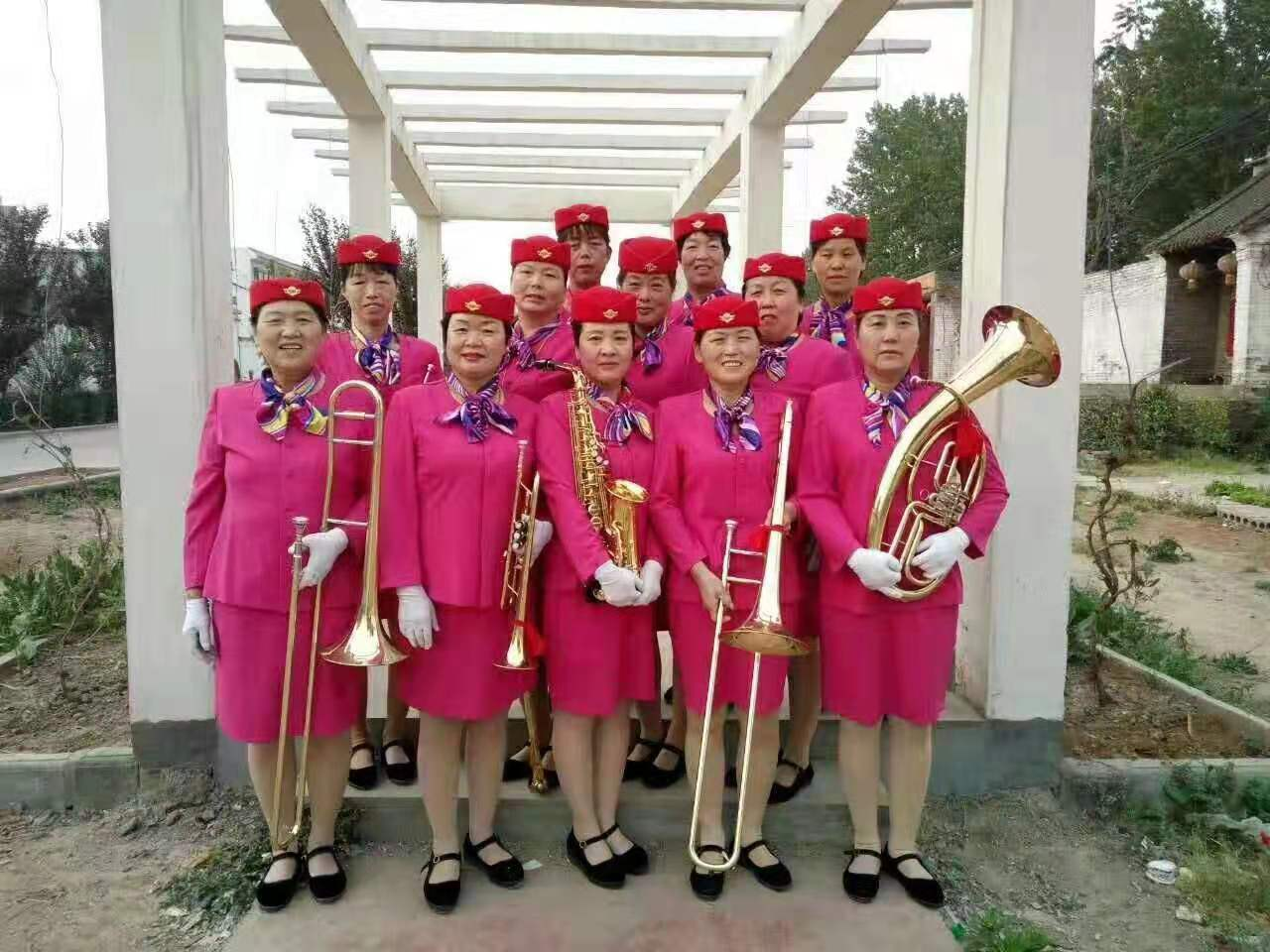 “快乐星期天”  系列文化活动