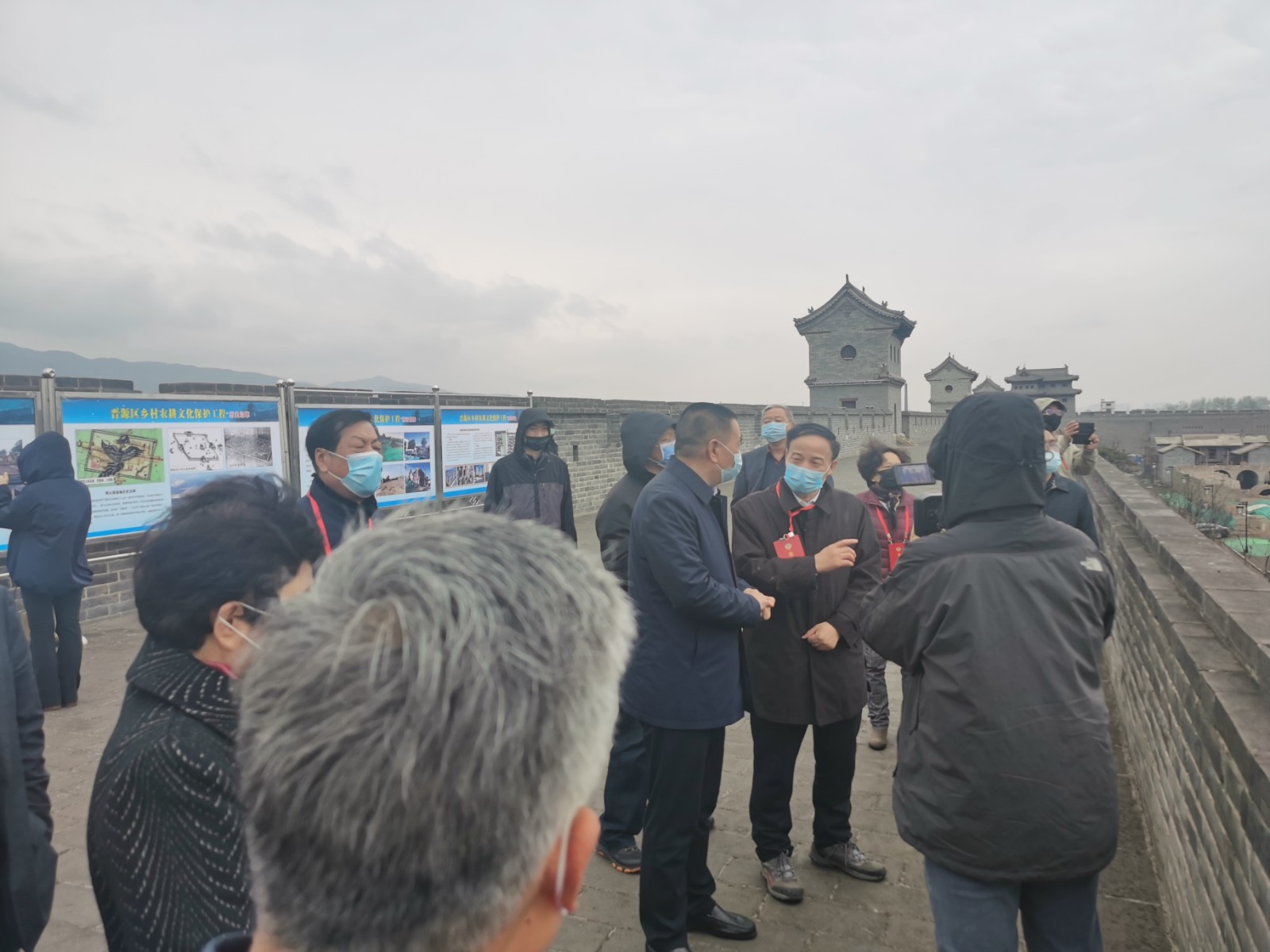 迎接市政协2 迎接市政协2.jpg