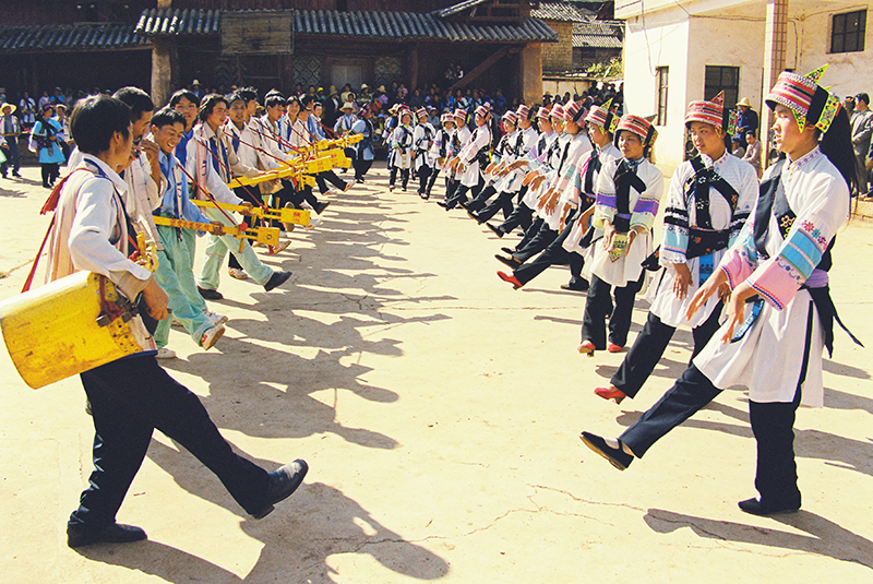 19、县级非遗项目《泸西彝族歌舞》