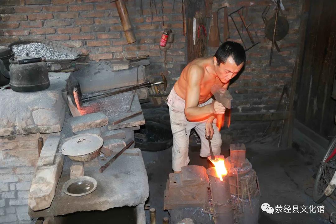 微信图片_20201204101236 微信图片_20201204101236.jpg