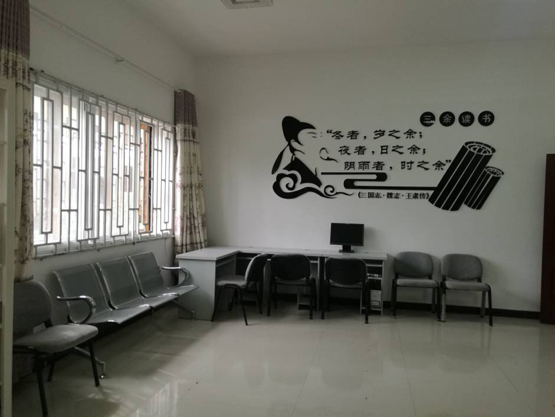 004 004.jpg?v=1762802545141