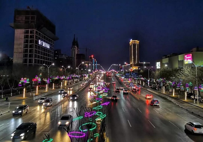 《改革创新》 杨帆