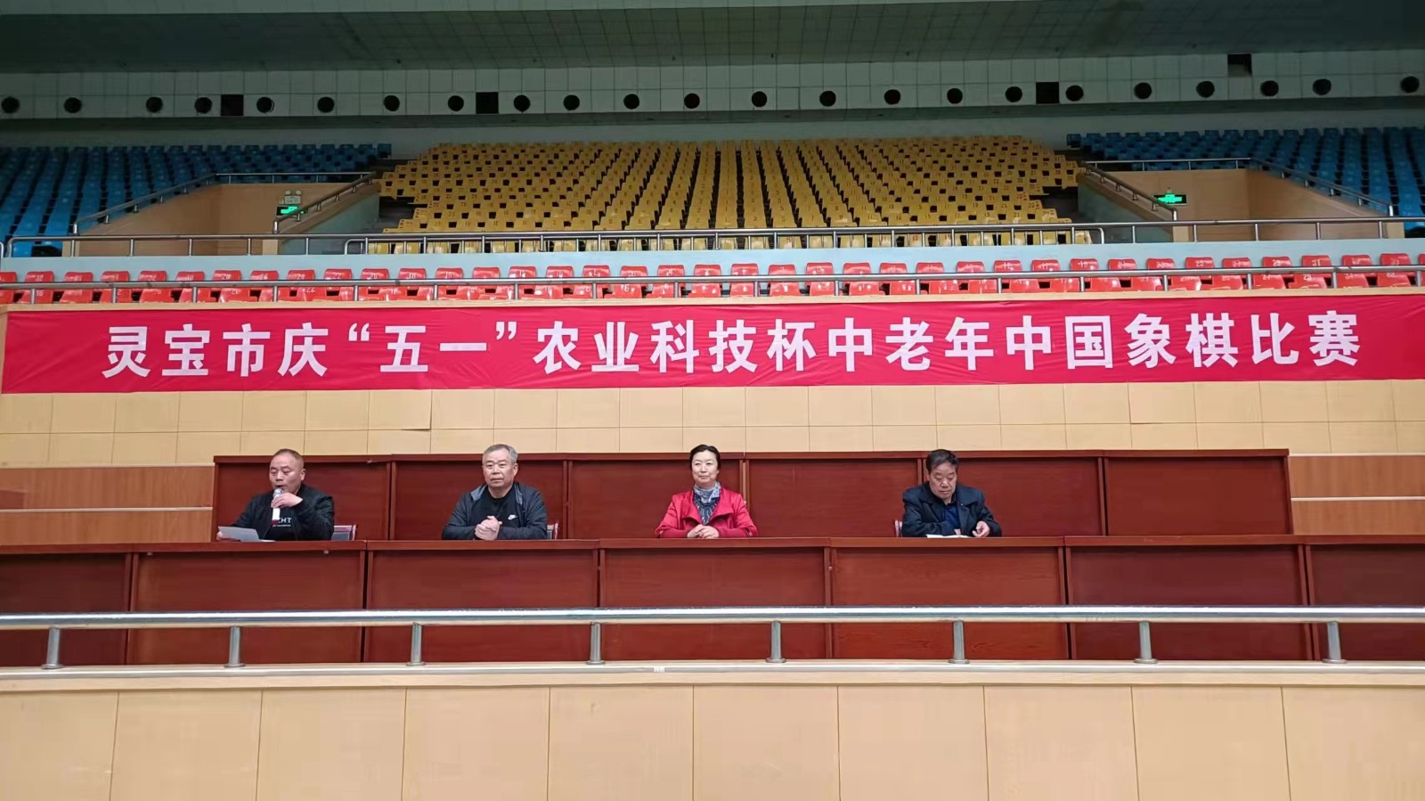 27a1be1f4db534d12d95ef64d159d67