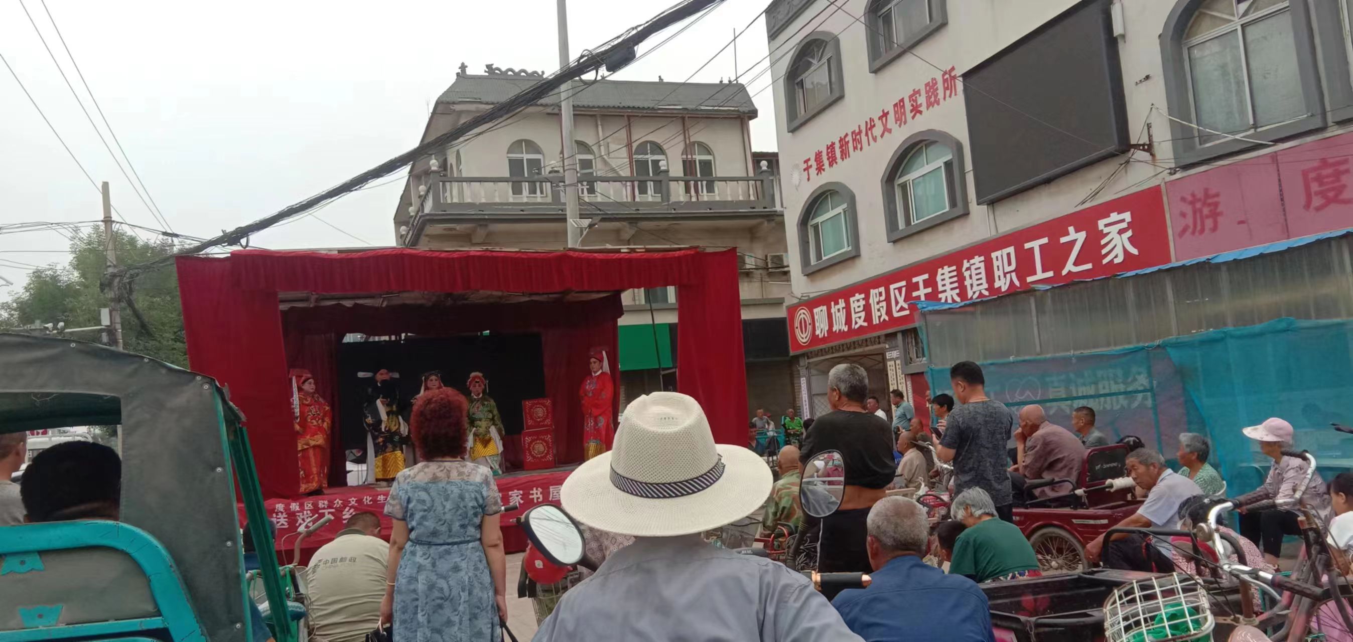 6.17一集一场戏 (2).jpg