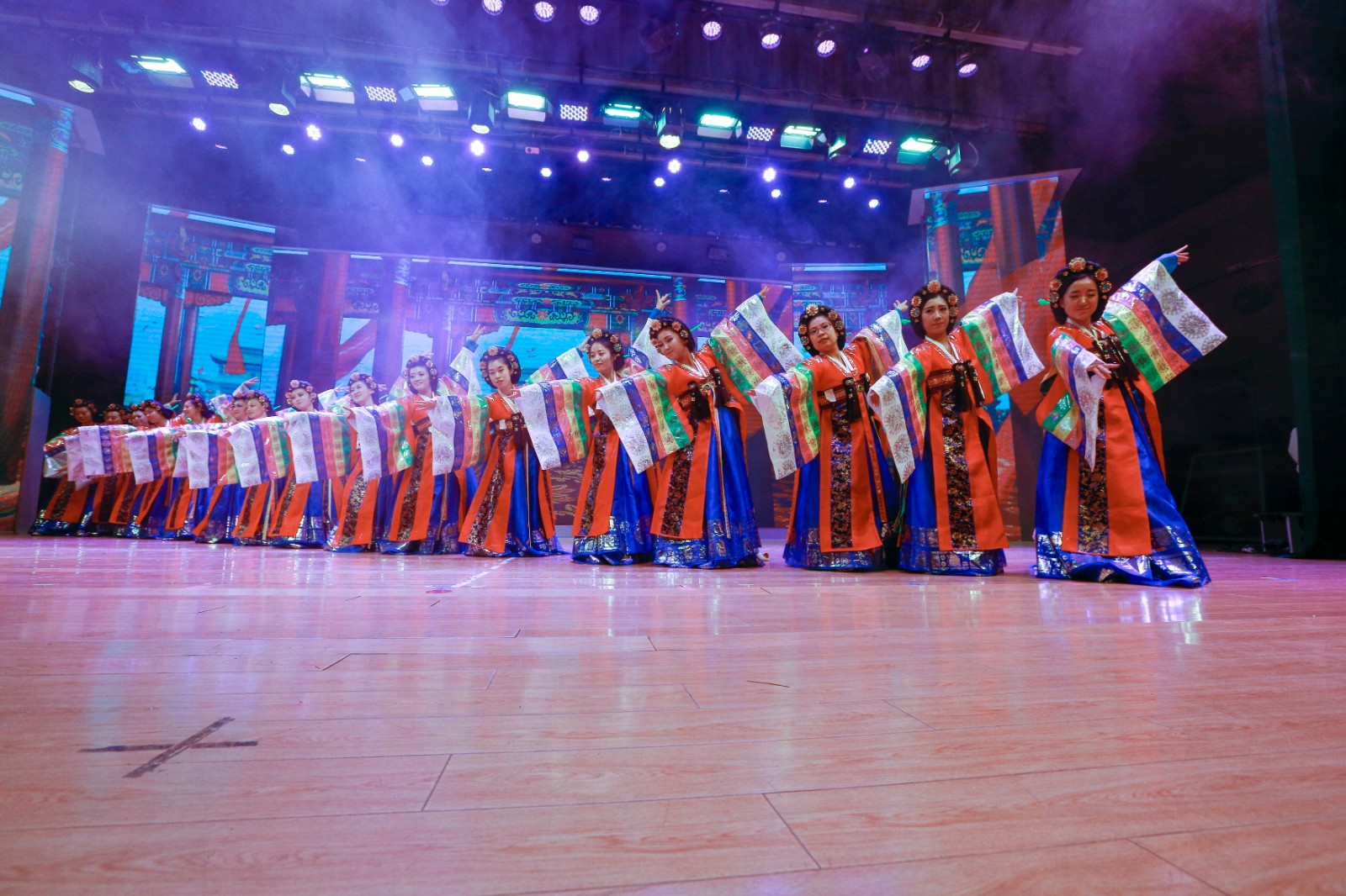 牙拍舞 孙明胜 摄影 (3)0