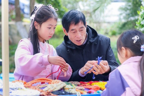 嘉年华1 嘉年华1.jpg?v=1762534782384