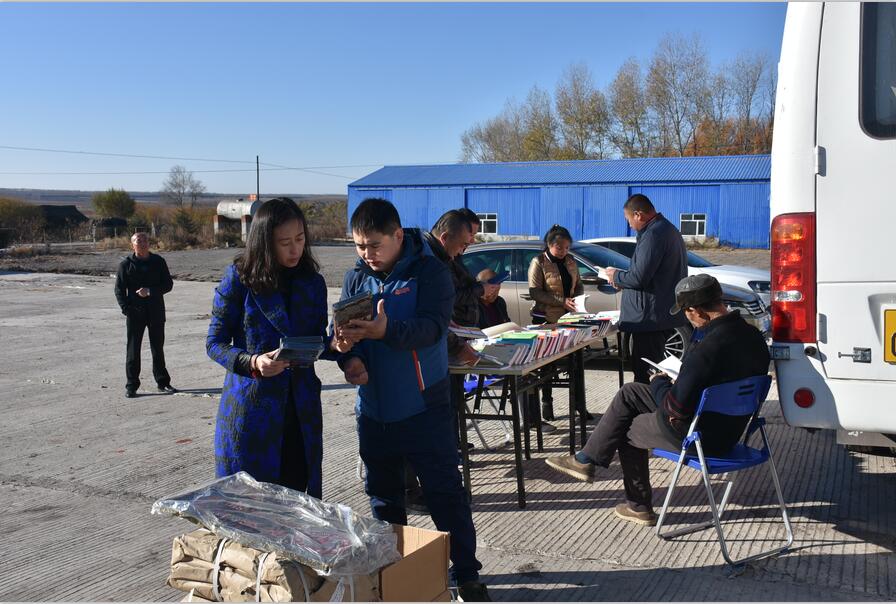 4 4.jpg?v=1764963976419