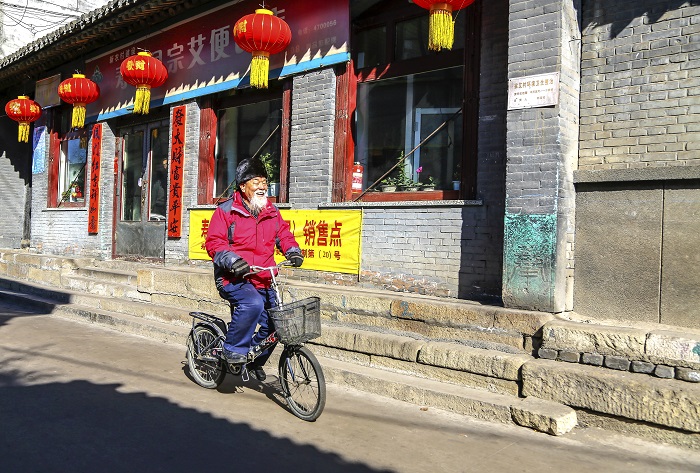 《幸福的晋中人》靳巧云