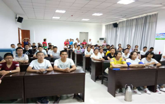 2018暑期优秀影片展播正在放映!317