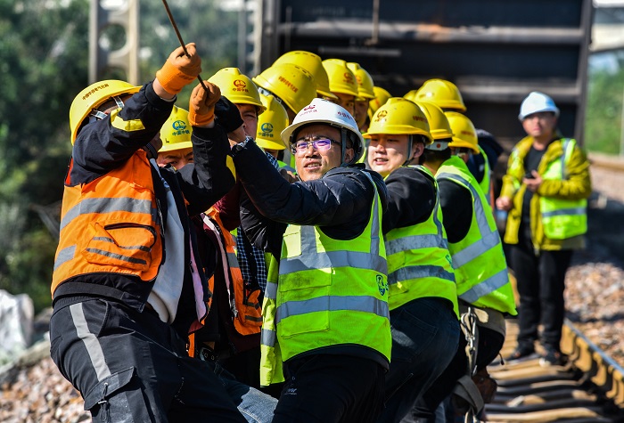 (抢险)吴向俊 (抢险)吴向俊.jpg