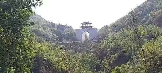 b8edc99f2a235b84e2259f1bff8cf31 b8edc99f2a235b84e2259f1bff8cf31.jpg