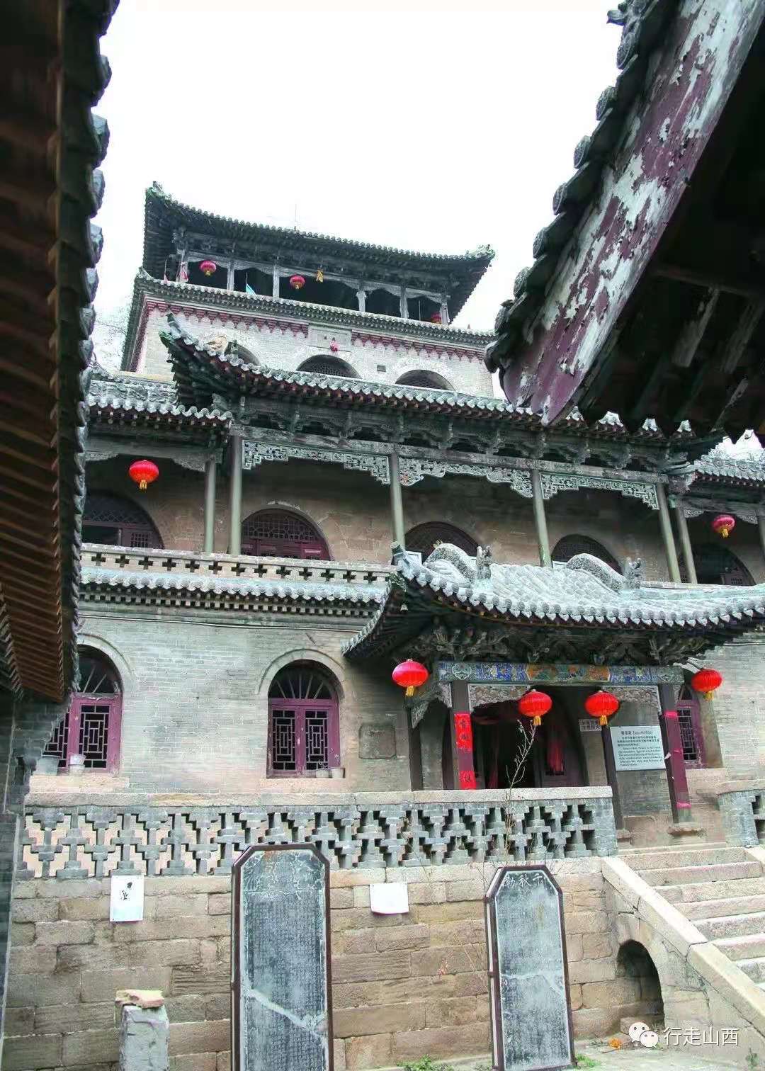 db2ec1a0c7eb9cffb00f1ea357217e2