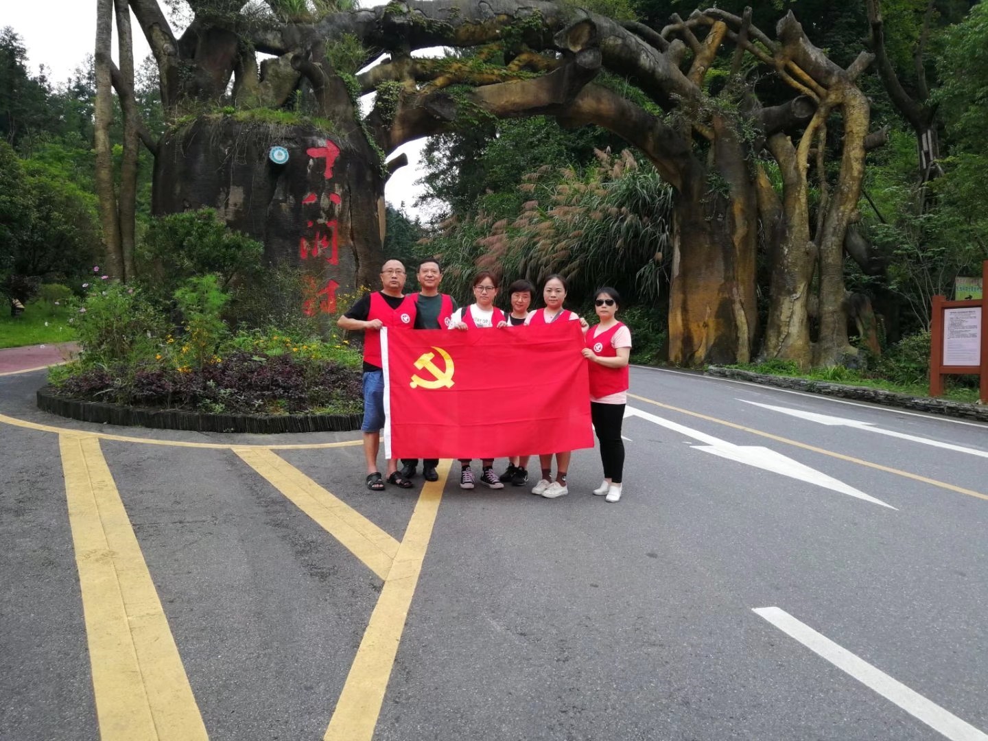 09 09.jpg?v=1765870633513