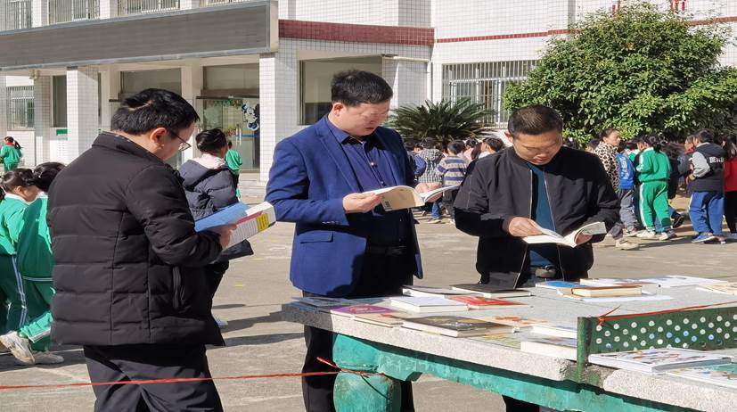 clip_image004 clip_image004