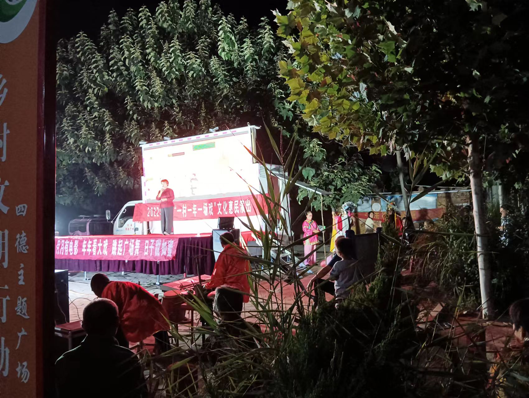 2299b50629099bfbcc5edf4e40a094b 2299b50629099bfbcc5edf4e40a094b.jpg