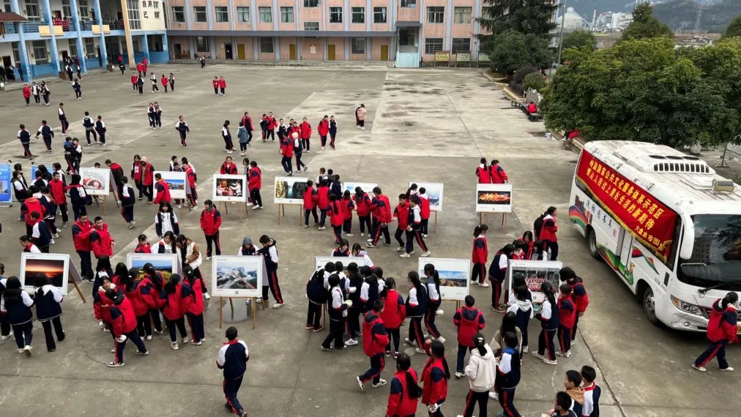 1 1.jpg?v=1765862644018