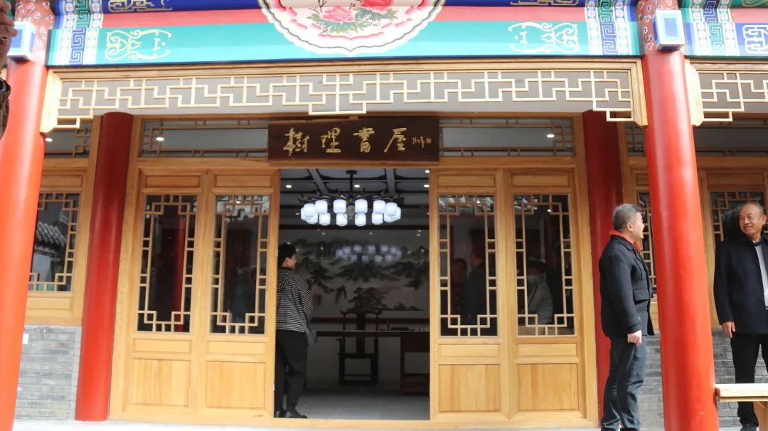 d052abb5a36012a8350c9fe99a7b068a.jpg