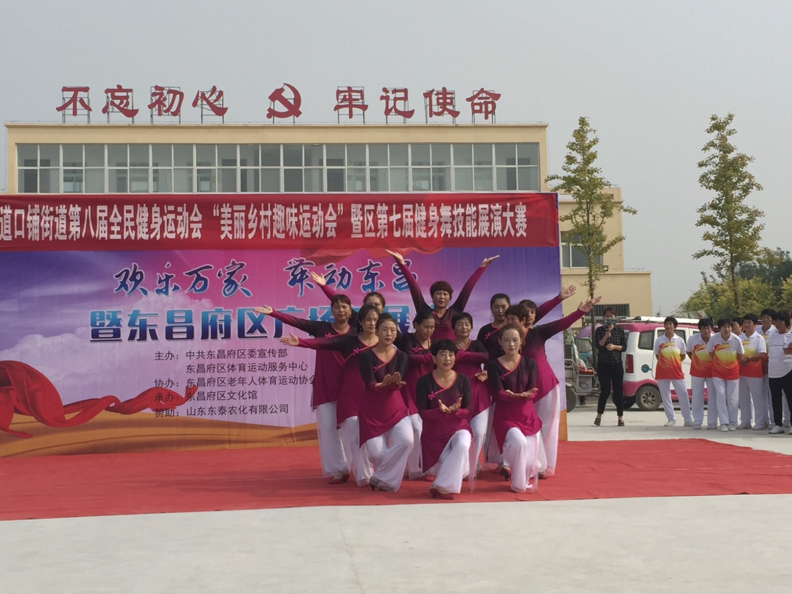 aa22e71e05149180342ba4ad28f3127