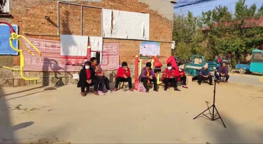 高唐县固河镇小许村开展“我们的中国梦，文化进万家”活动