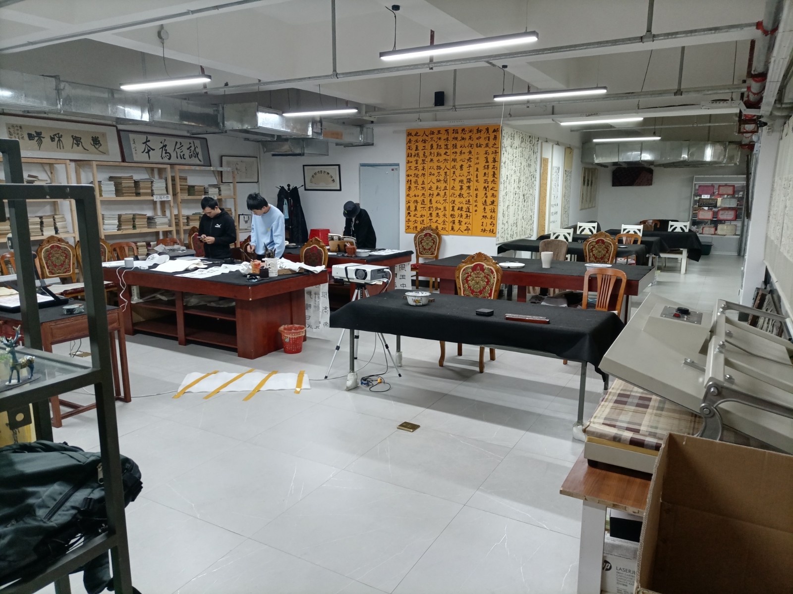 2f129d27bf8f68961640e0d28a2886e