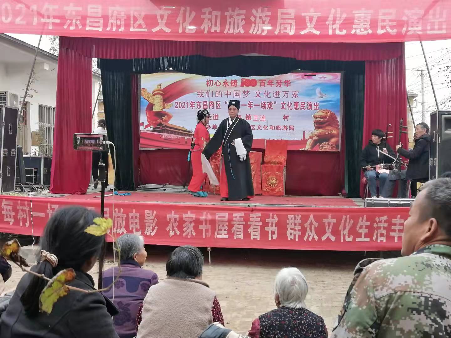 54b2dba5efc0567aed72aa135ecbaaa