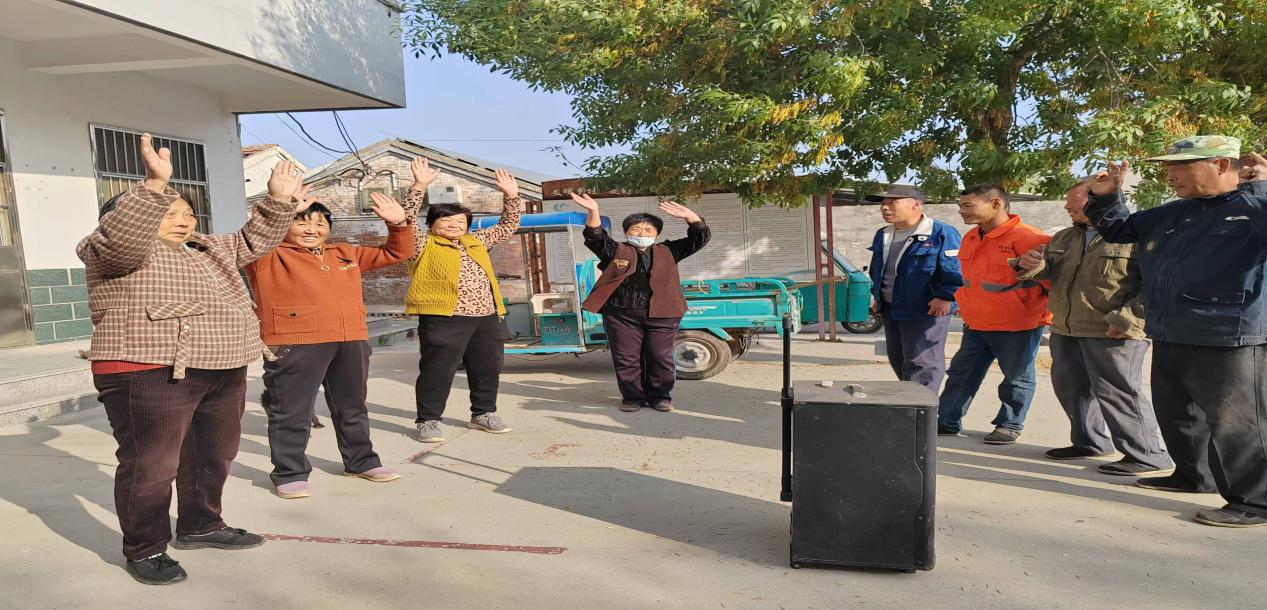 高唐县姜店镇举办了“一村一年一场戏”文化惠民演出