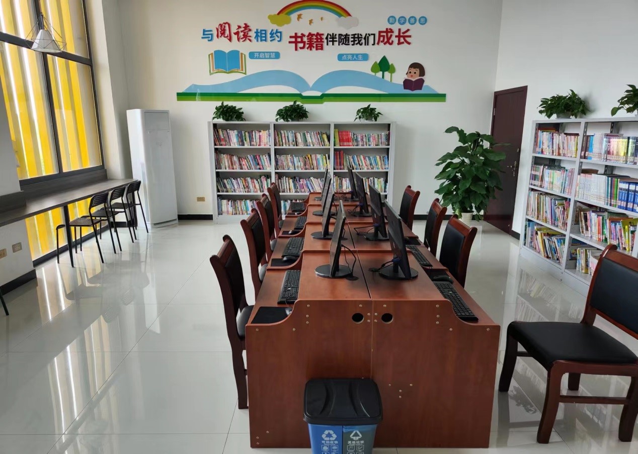 4 4.jpg?v=1762614962276