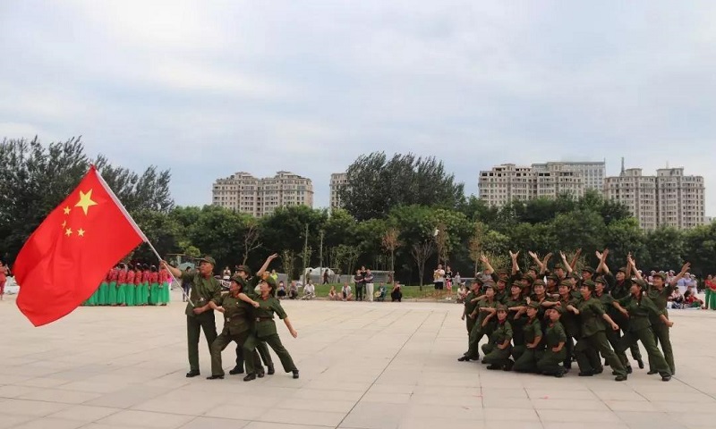 第三届“千人曼舞”8