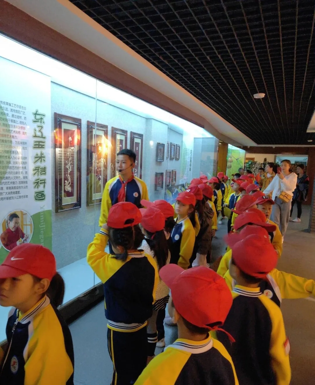 640.webp (1) 640.webp (1)