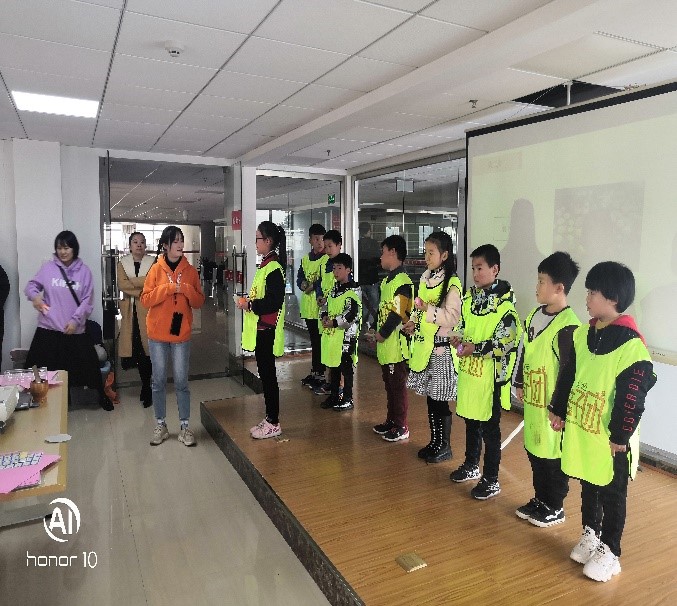 4 4.jpg?v=1765843955753