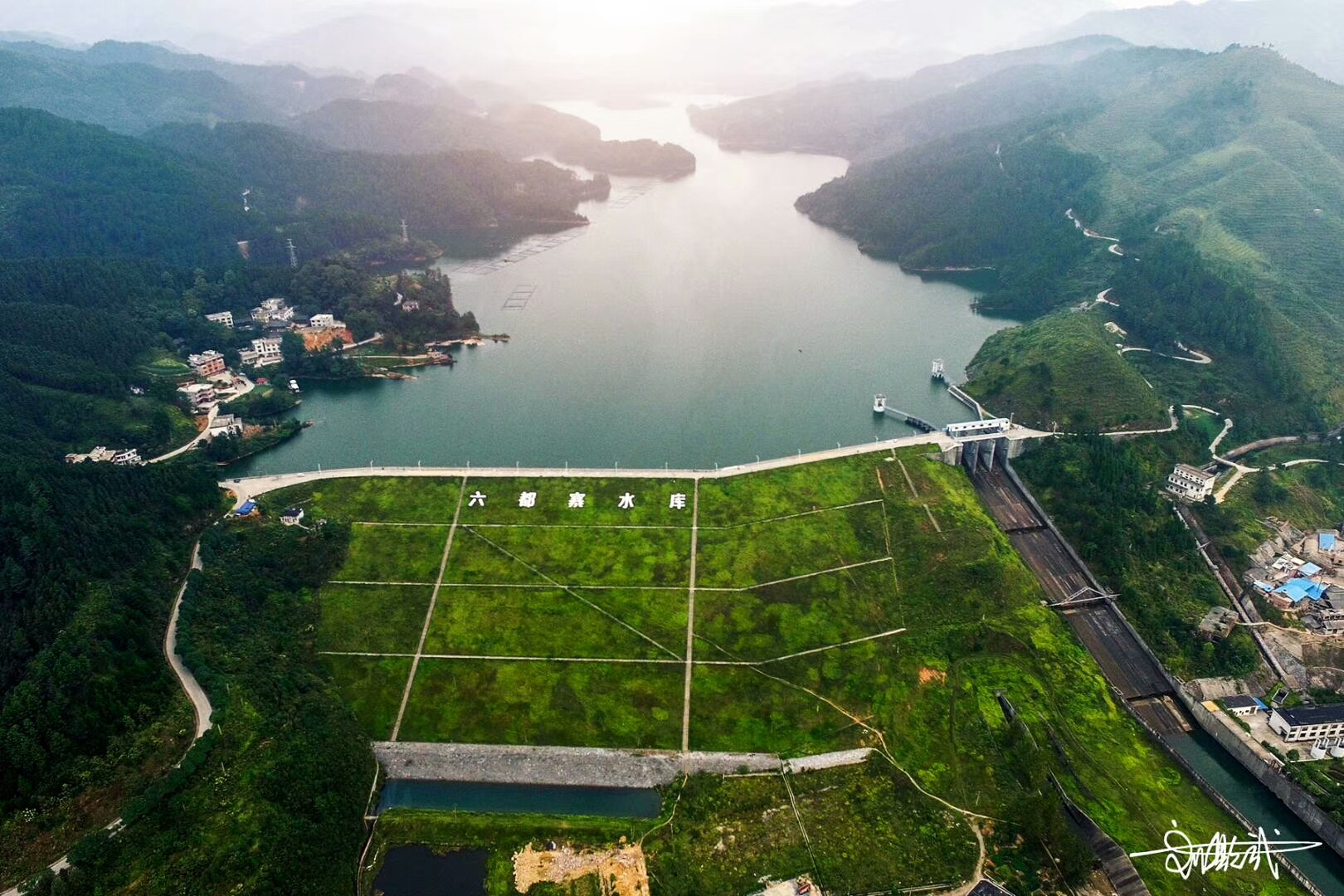 6f6d04a53f0a9e0c12530ddf470c54b 6f6d04a53f0a9e0c12530ddf470c54b.jpg