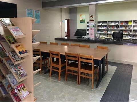 报刊阅览室 报刊阅览室.jpg?v=1770980185771