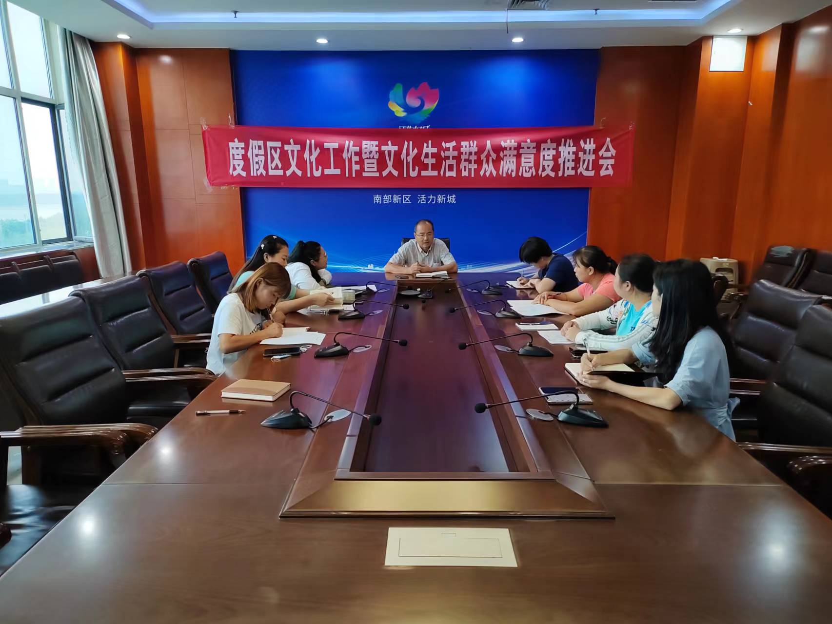 1302138466 1302138466.jpg