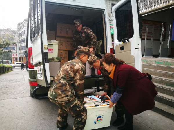 2017.11.23武警支队中队.jpg?v=1762255403989