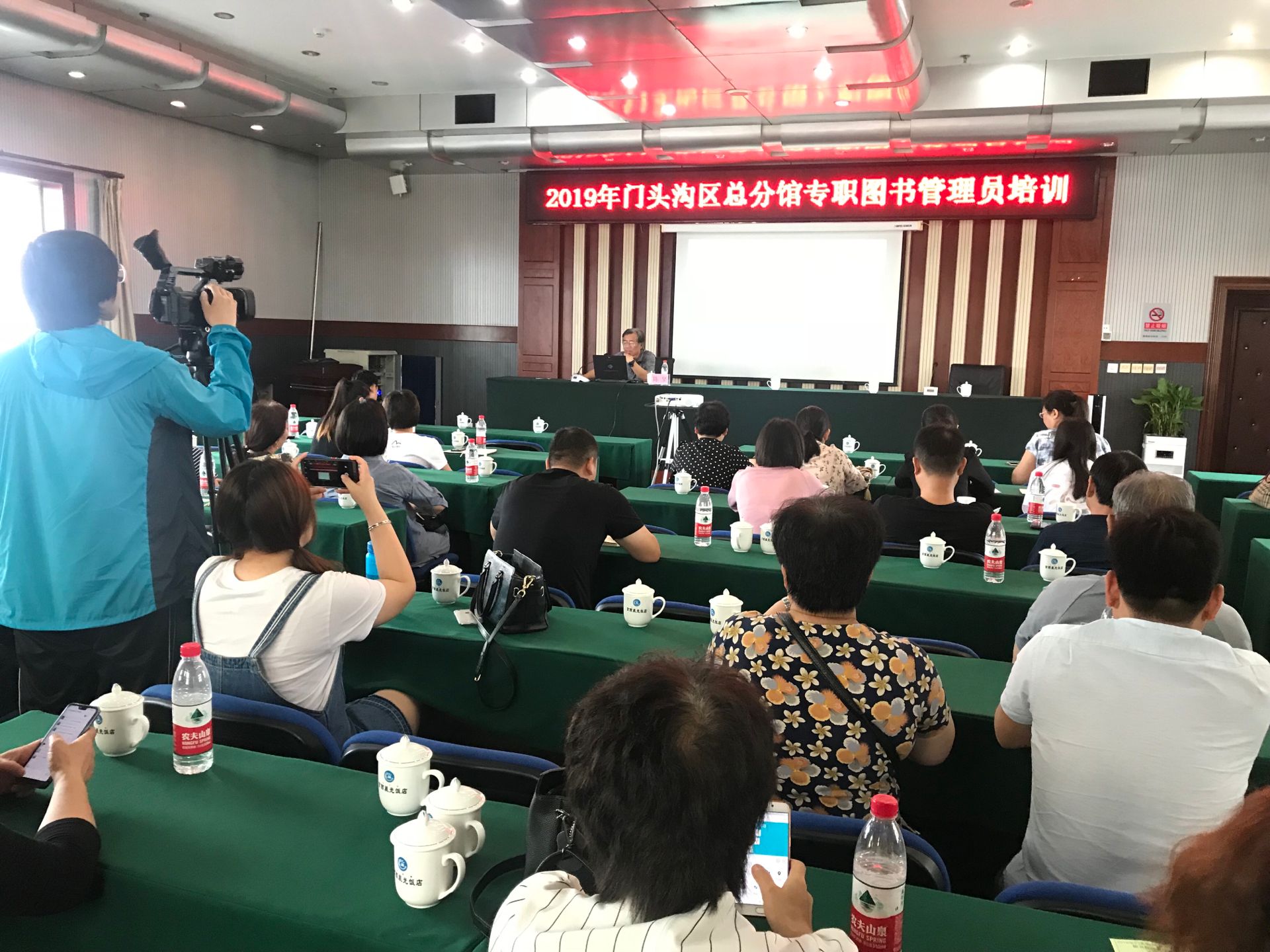 2242B4209776F82DB97B7C88B10C6202