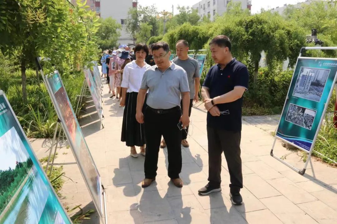 摄影展1 摄影展1.jpg