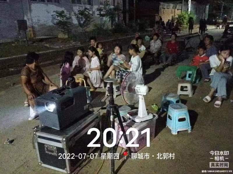 【度假区】度假区农村公益电影放映走进于集镇北郭村