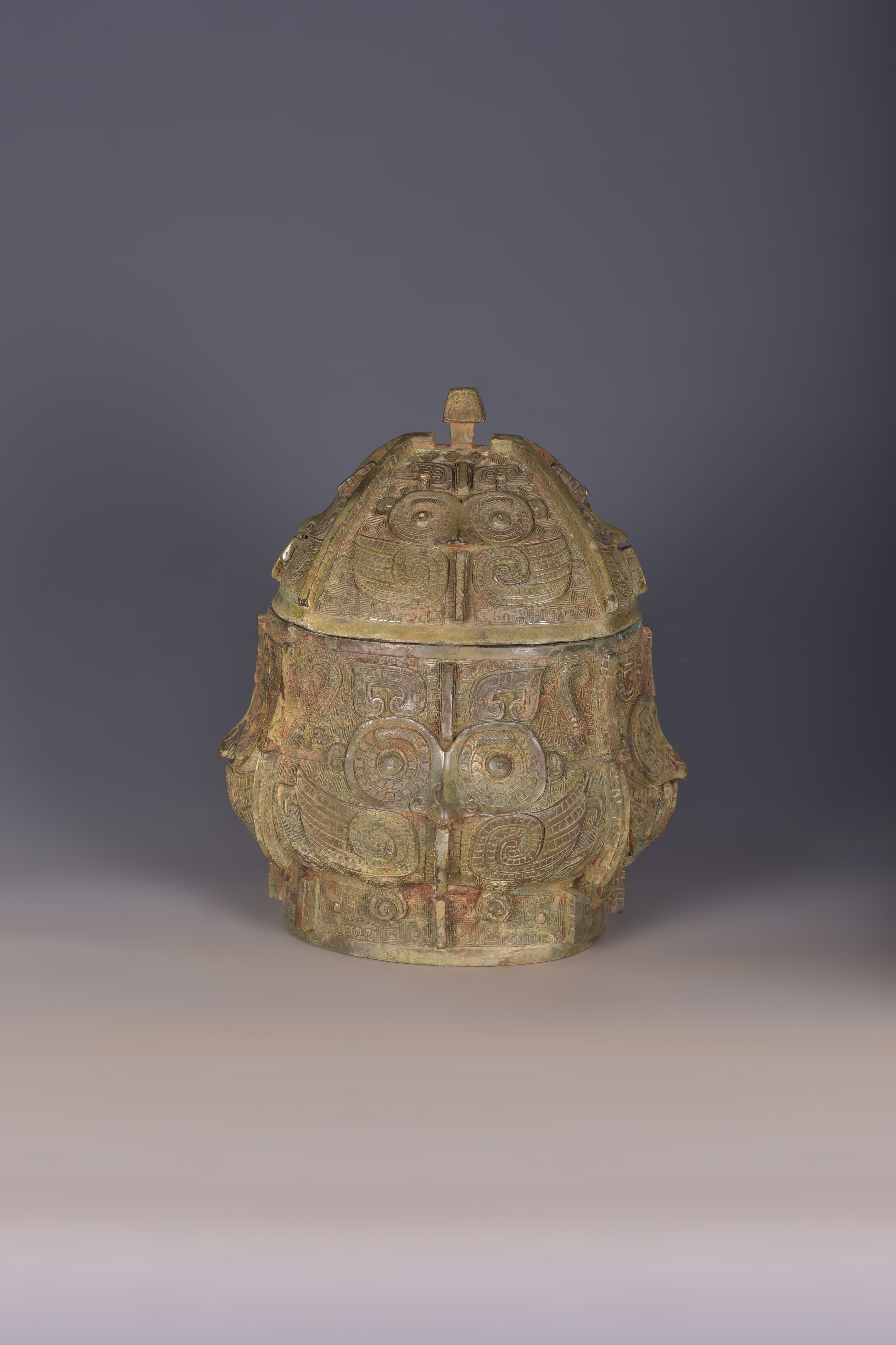 9商晚期鸮纹觯 9商晚期鸮纹觯.jpg